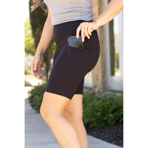 Ready to Ship | The Bree - Black BIKER 7-inch SHORTS