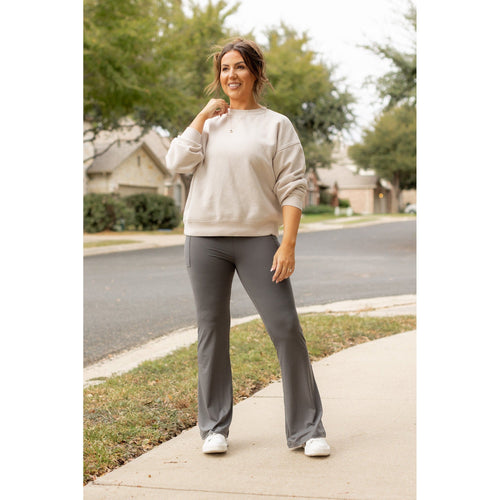 Ready to Ship | The Cassie - 30 CHARCOAL Bootcut Leggings with Pockets - Round 2