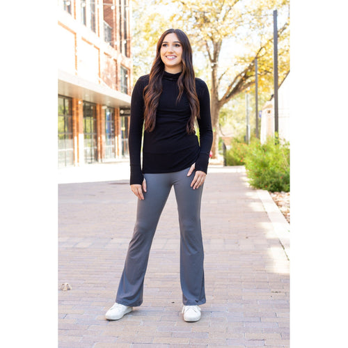 Ready to Ship | The Cassie - 30 CHARCOAL Bootcut Leggings with Pockets - Round 2