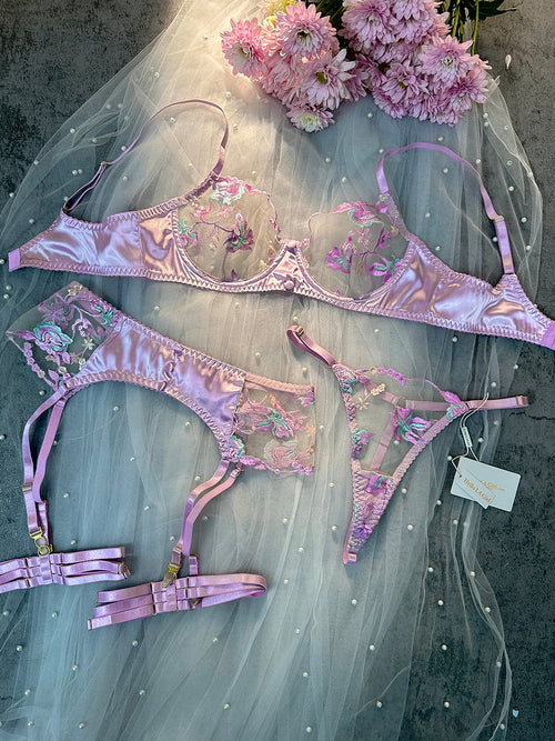 Mesh Embroidered Floral Lingerie Set