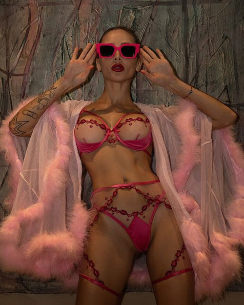 Stella's Silk Embrace: Kisses & Chaps Set