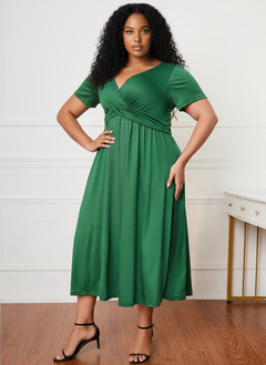 Sophie’s Curve Allure Midnight Dress