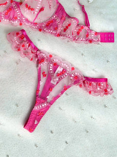 Gabrielle Love Chain Lingerie Set