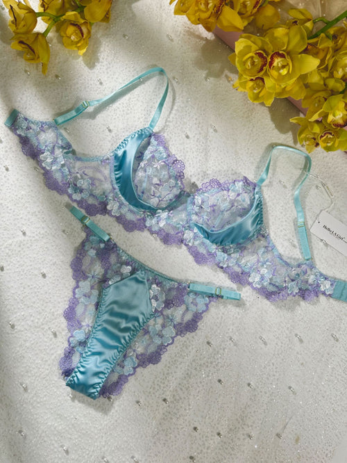 Romantic Blue Embroidered Push-up Lingerie Set