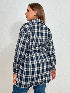 Curvy Clara's Stylish Comfort Plaid Jacket