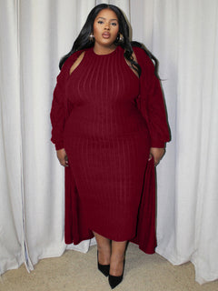 Luna’s Curves in Cozy Charcoal Embrace