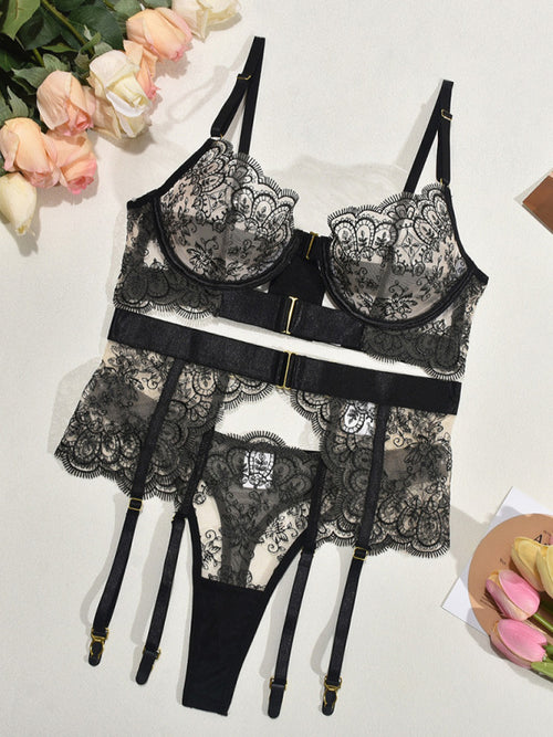 Nina's Rose Lace Dream Set