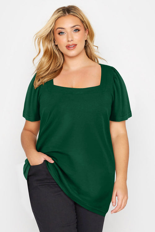 Enchanted Emerald Ruffle Top: Curvy Charm 💚