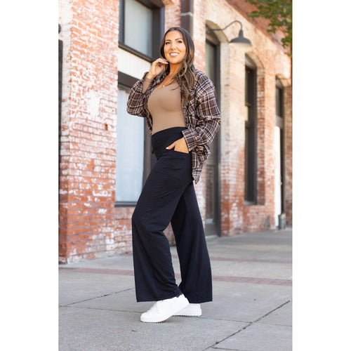 Jasmine's Effortless Wide Leg Pants Experience