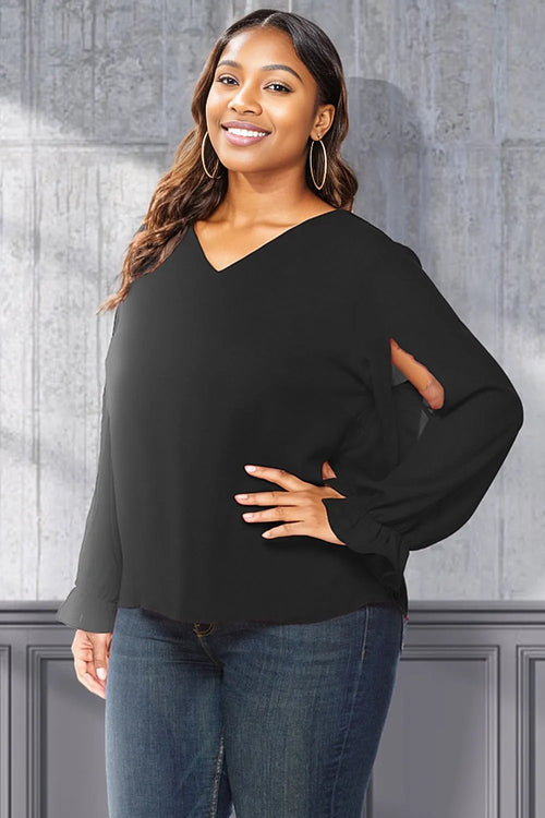 Enchanted V-Neck Elegance: Plus-Size Bliss 💖