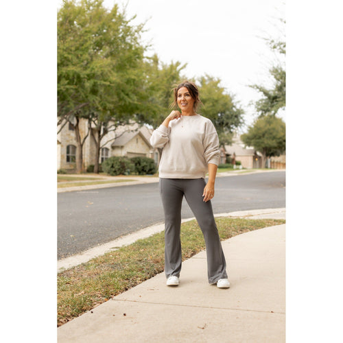 Ready to Ship | The Cassie - 30  CHARCOAL Bootcut Leggings with Pockets - Round 2