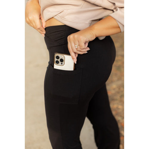 Ready to Ship | The Liz - Crossover Bootcut Leggings with Pockets