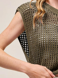 Luna's Bold Button Openwork Vest