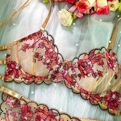 Blossom Elegance Lace Lingerie Set
