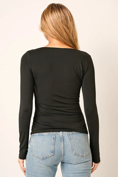 Slim & Chic Ruched Long Sleeve Top