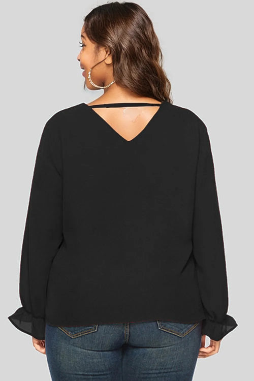 Enchanted V-Neck Elegance: Plus-Size Bliss 💖