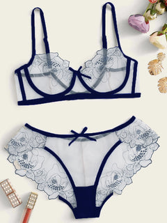 Juliet’s Midnight Rose Dream Set