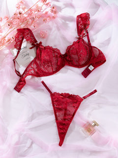 Sultry Elegance Lace Lingerie: Embrace Romance 💖