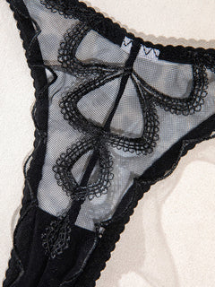 Arabella's Midnight Lace Delight