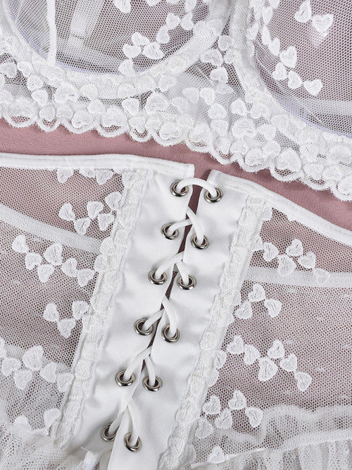 Isabella's Midnight Lace Embrace