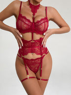 Enchanting Lace Fishbone Garter