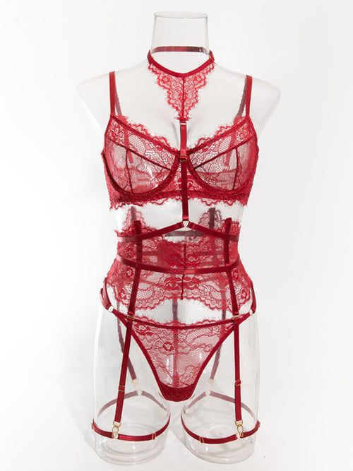 Enchanting Lace Fishbone Garter