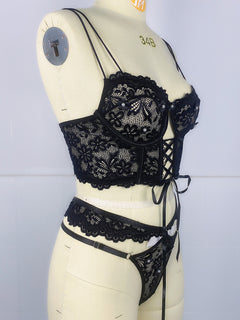 Floral Elegance Lace Bra Set